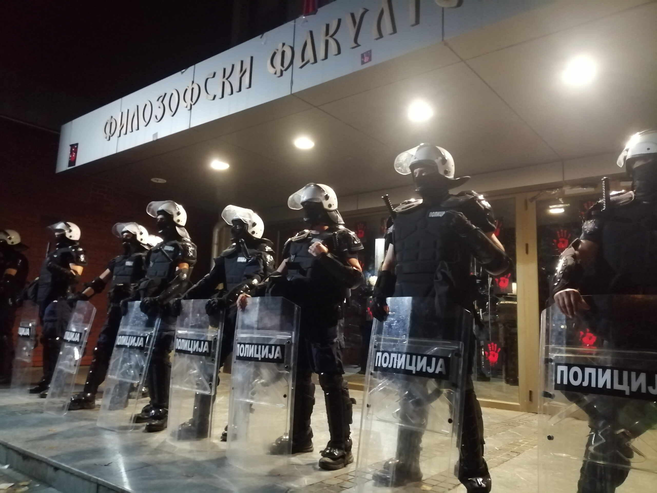 Излаз из кризе у Србији – фер избори или „Непалски сценарио“ (Борис Варга)